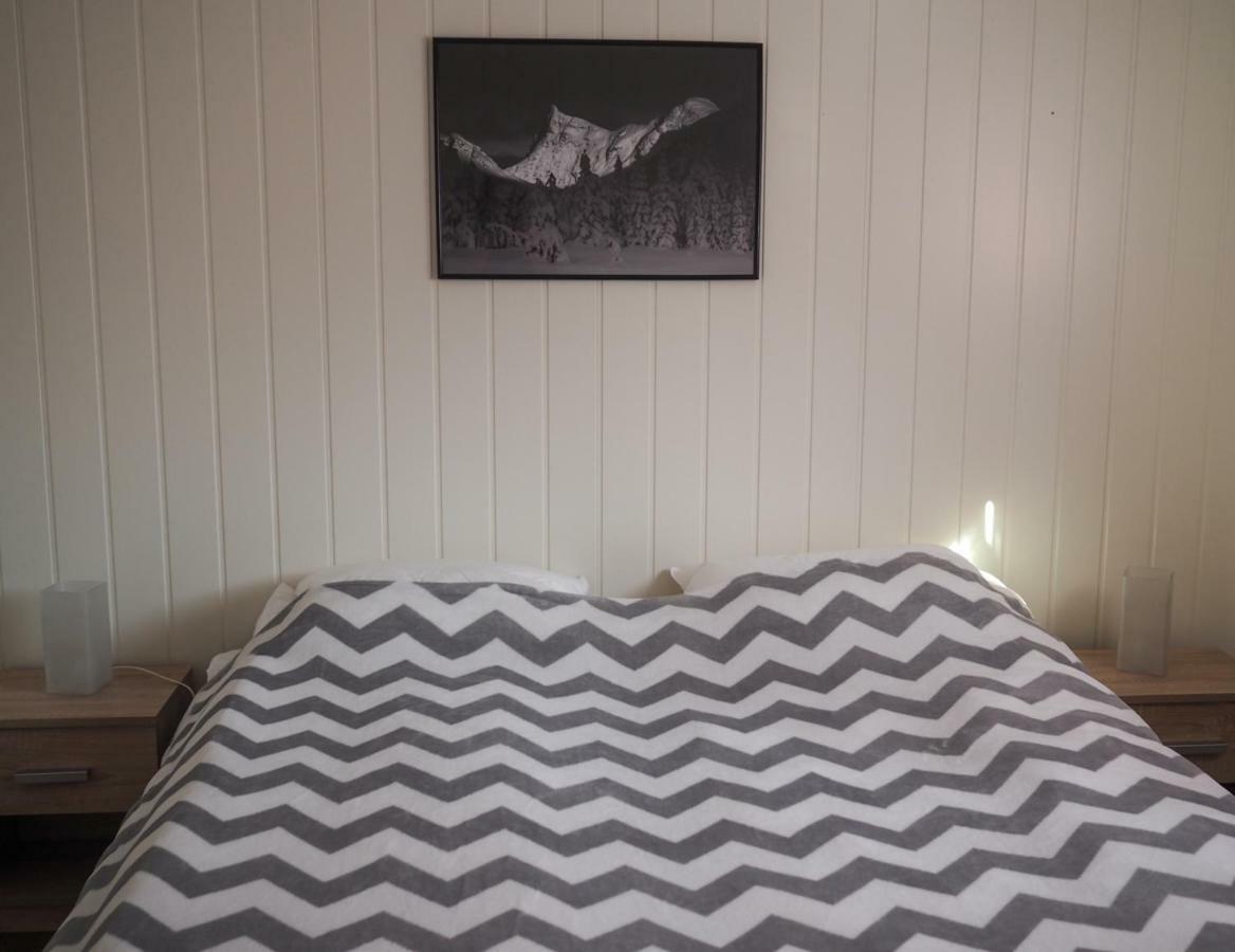 Stryn Stor Og Moderne Leilighet 외부 사진